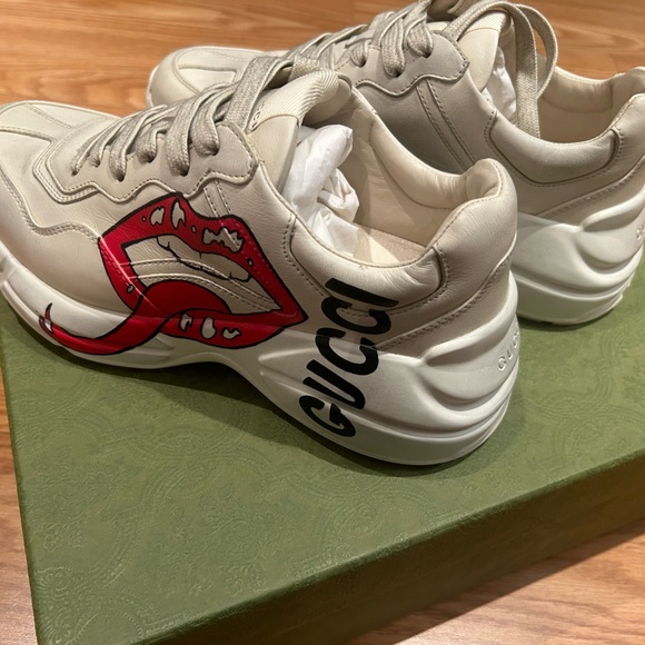 US7.5 Gucci Rhyton Sneakers Brand New With Box Cheaper than anywhere else - Picture 2 of 3